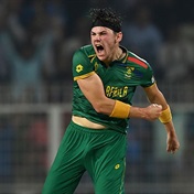 Proteas fast bowling ace Coetzee snapped up for R11.1 million by Mumbai Indians