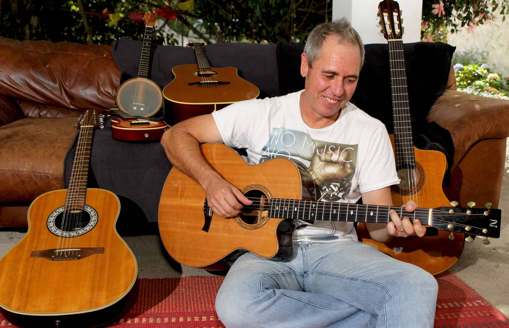 Barry Thomson will be performing at the Rhumbelow Theatre - Pietermaritzburg on Sunday.