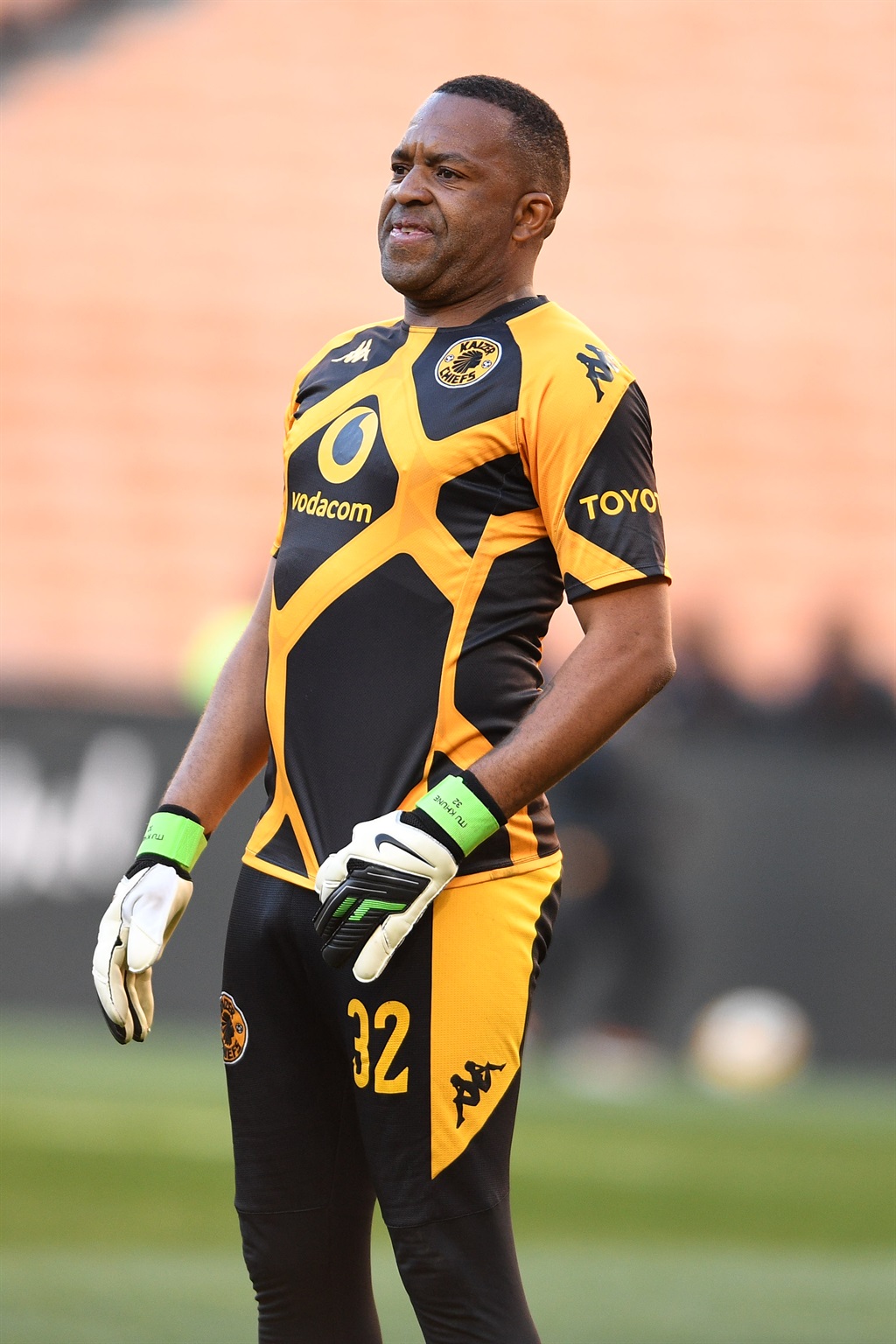 JOHANNESBURG, SOUTH AFRICA - AUGUST 26: Itumeleng Khune during the DStv Premiership match between Kaizer Chiefs and AmaZulu FC at FNB Stadium on August 26, 2023 in Johannesburg, South Africa. (Photo by Lefty Shivambu/Gallo Images)