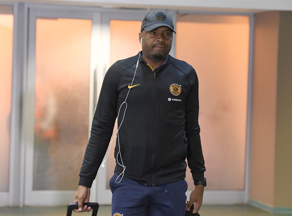 POLOKWANE, SOUTH AFRICA - APRIL 23: Itumeleng Khune walk out of the bus before the DStv Premiership match between Sekhukhune United and Kaizer Chiefs at Peter Mokaba Stadium on April 23, 2023 in Polokwane, South Africa. (Photo by Philip Maeta/Gallo Images)