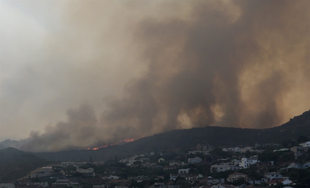 The City of Cape Town's Fire and Rescue Services have responded to over 1000 fires in eight days, including extensive vegetation fires in Melkbosstrand and Ottery. Human error and negligence are contributing factors to the "staggering" increase in fires this season. PHOTOS: City of Cape Town
