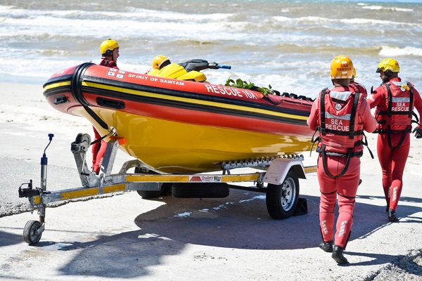 The NSRI responded to Sonwabe Beach in Muizenberg on New Year's Day when three beachgoers caught in rip currents. PHOTO: NSRI