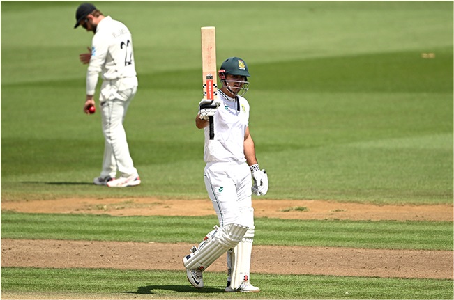David Bedingham raised his bat for third Test match 50 before converting it into a maiden ton against New Zealand in Hamilton (Image: Hannah Peters/Getty Images)