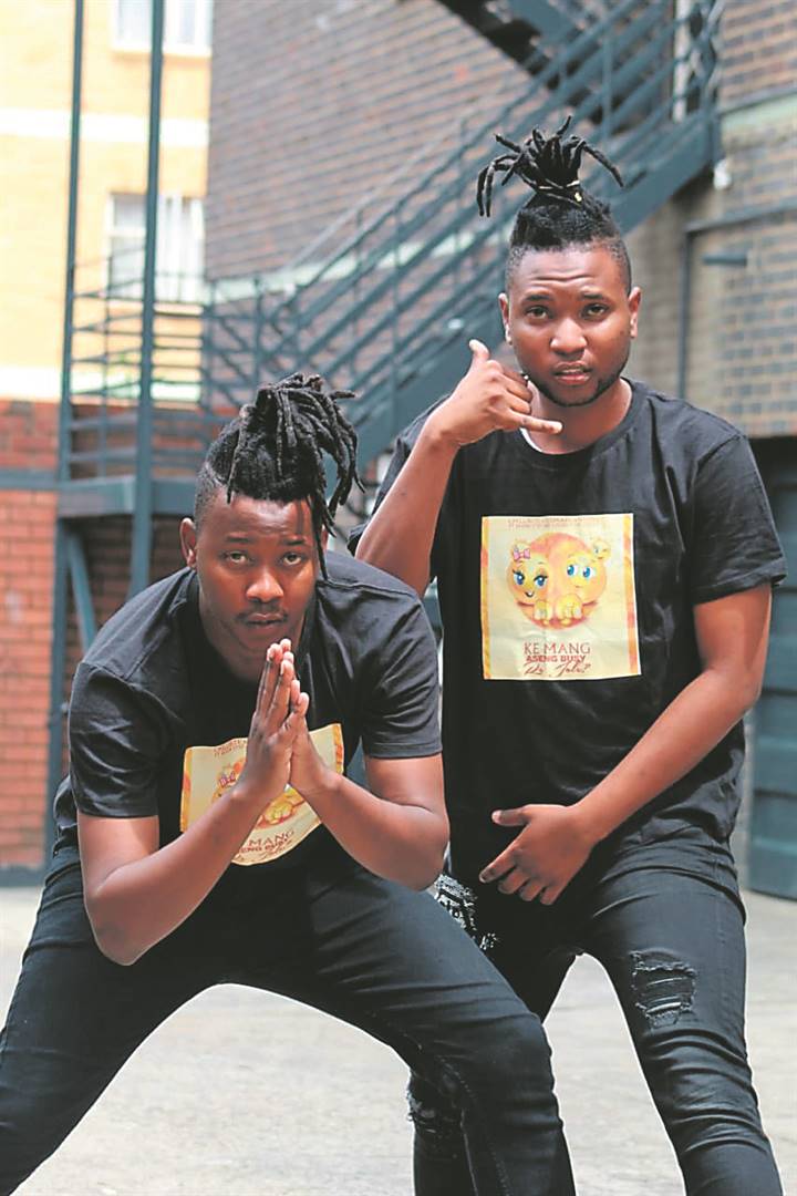 Yellow twins duo Tumelo ‘Chillibite’ Makgamatha and Lesedi ‘Lesmahlanyeng’ Kgatitswe have been to many countries, showcasing their dance moves.                                       Photo by Raymond Morare