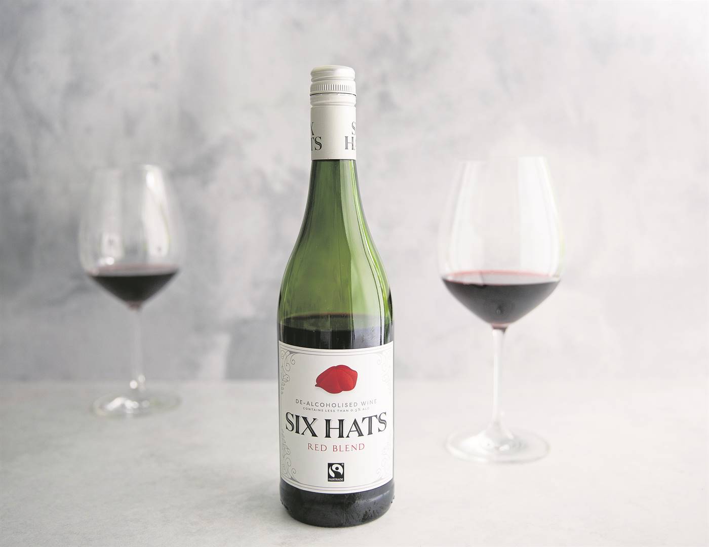 Piekenierskloof Wines het onlangs twee gedealkoholiseerde wyne by hul Six Hats-reeks gevoeg.Foto: VERSKAF