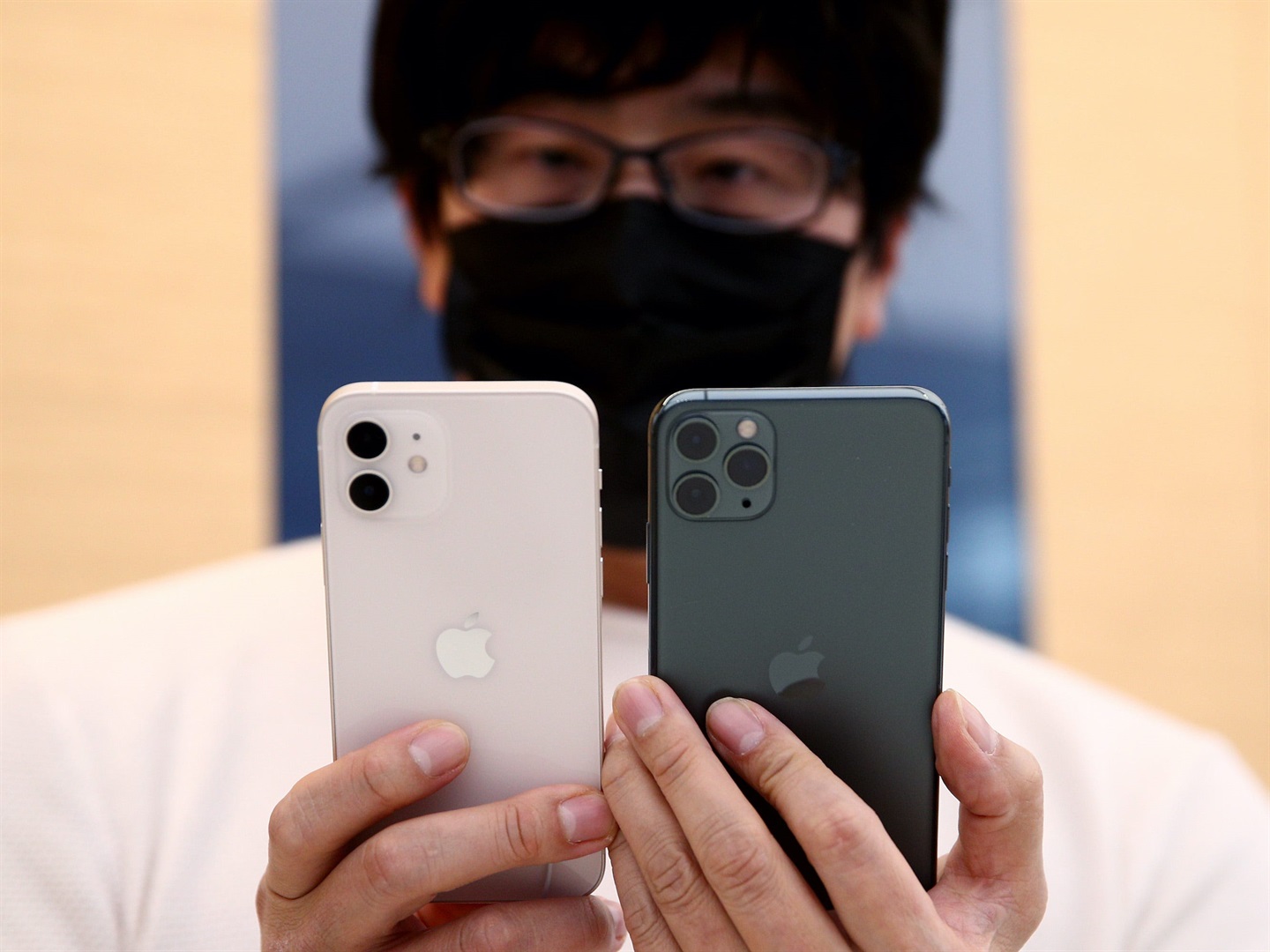 Apple diperkirakan akan meluncurkan iPhone 5G murah baru