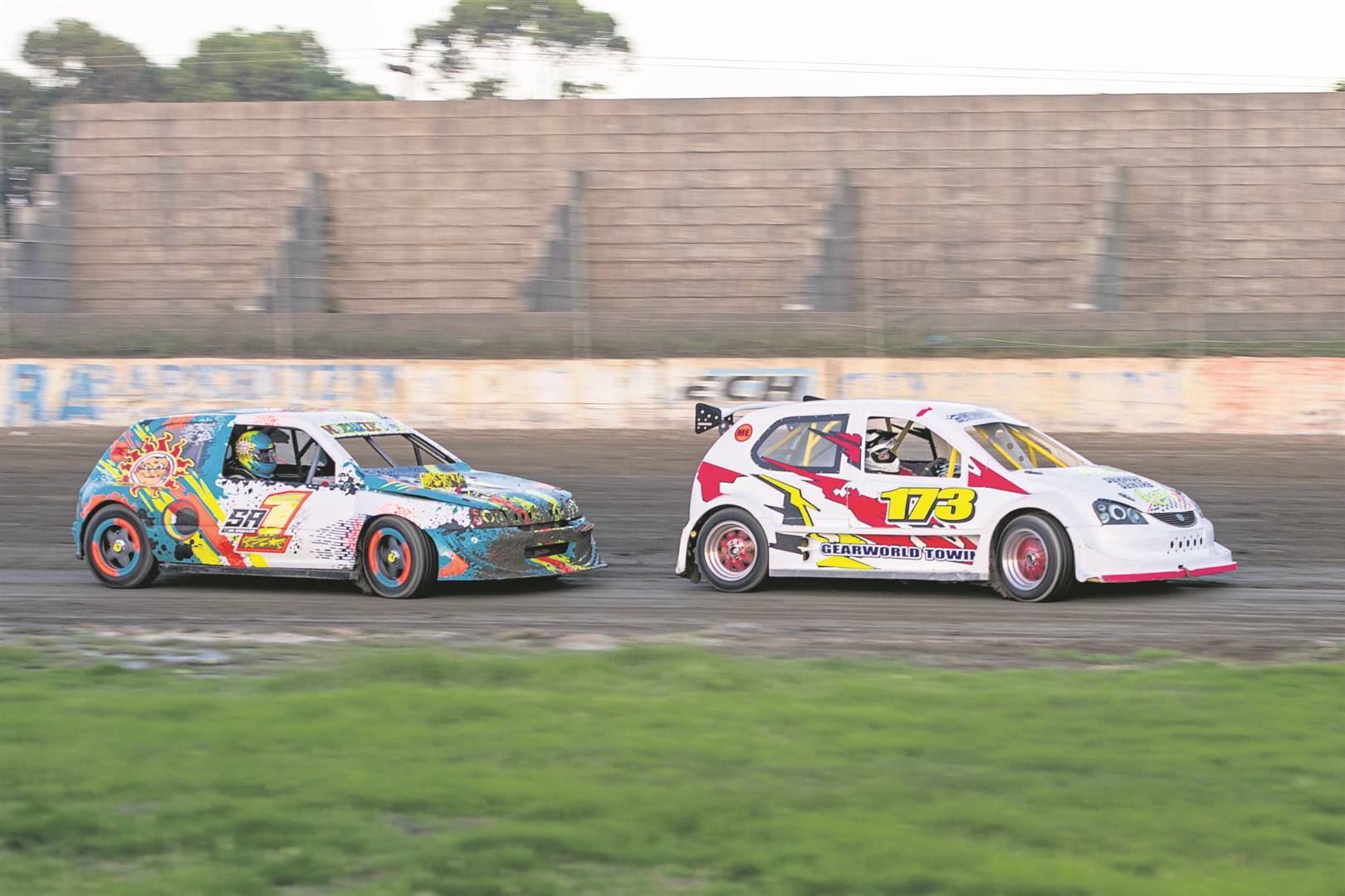 Victory Raceway’s next event will take place on February 17, and will be the first round of the regional and second round of club, championships. Gates will open at 13:00 and racing will start at 18:00 at Victory Raceway in Walmer. Tickets are R60 for adults, R30 for children under 12, and R50 per vehicle for track parking. Classes competing include Rookies, 1600 Saloons, 1660’s, 2.1 Modifieds, Heavy Metals, and American Saloons. A variety of food stalls will be available. For more information contact Maggie at 082 656 8830. Pictured are SA1, Marthinus Muller, and E173, Chanell van Tonder, in the 1660 class.                                 