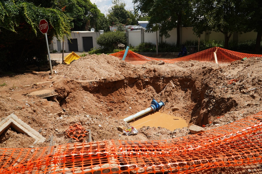 The corner of Denbigh and Dorset roads in Parkwood has been a construction site for the last three weeks. 