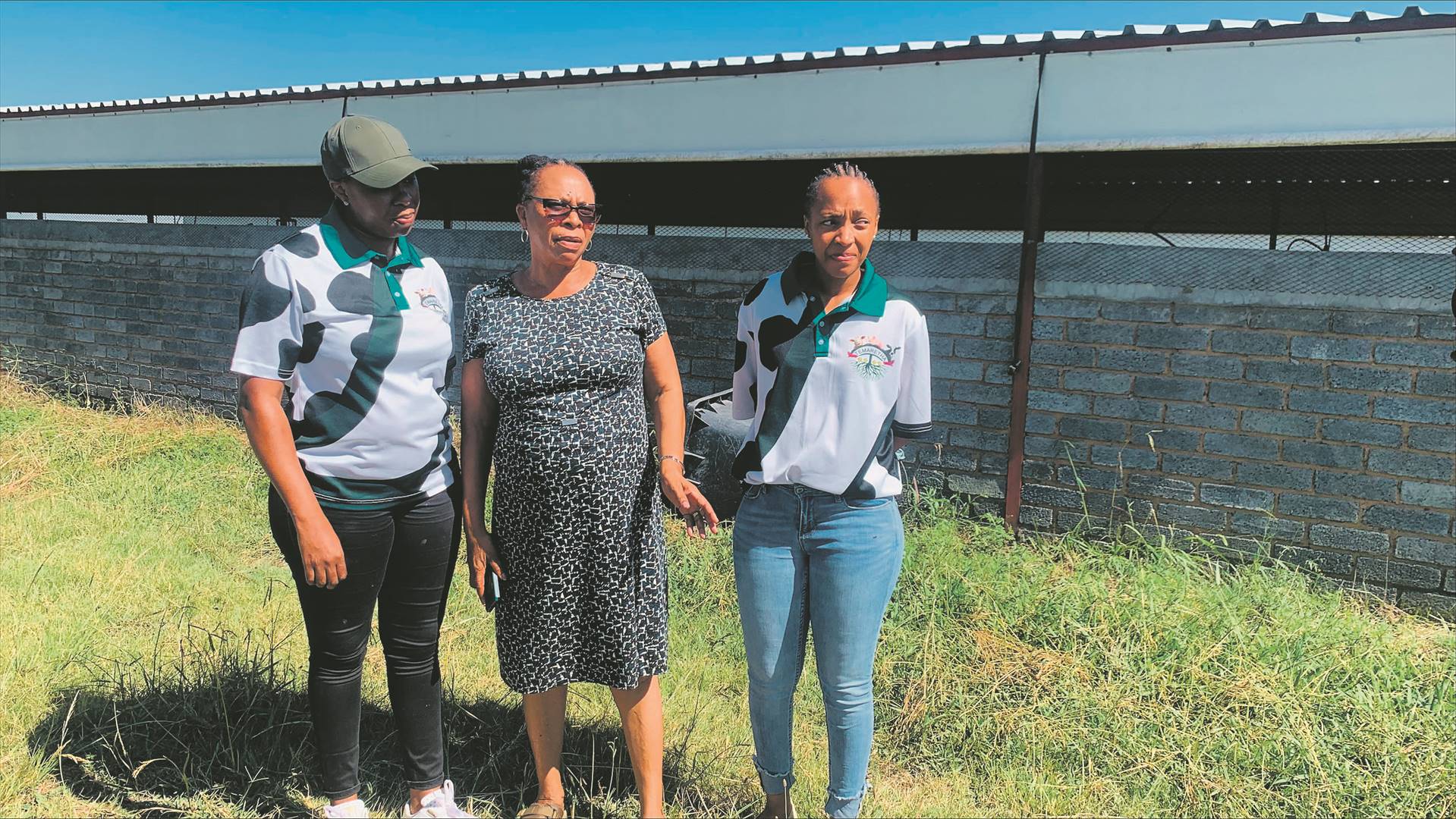 Pig farmer Mampe Mmeregi and her two daughters Rendani Carlinsky and Ntshiuwa Mevane. 