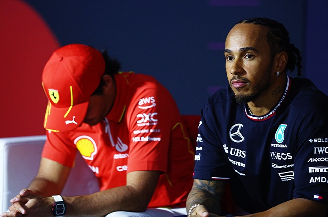 Lewis Hamilton (Mercedes, front) and Carlos Sainz (Ferrari) during the Drivers Press Conference ahead of the 2024 Formula 1 Bahrain Grand Prix