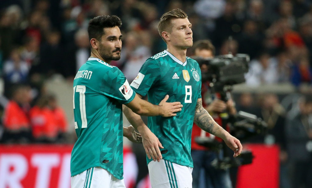 DUESSELDORF, GERMANY - MARCH 23: Ilkay Gundogan, Toni Kroos of Germany following the international friendly match between Germany and Spain at Esprit-Arena on March 23, 2018 in Duesseldorf, Germany. (Photo by Jean Catuffe/Getty Images)