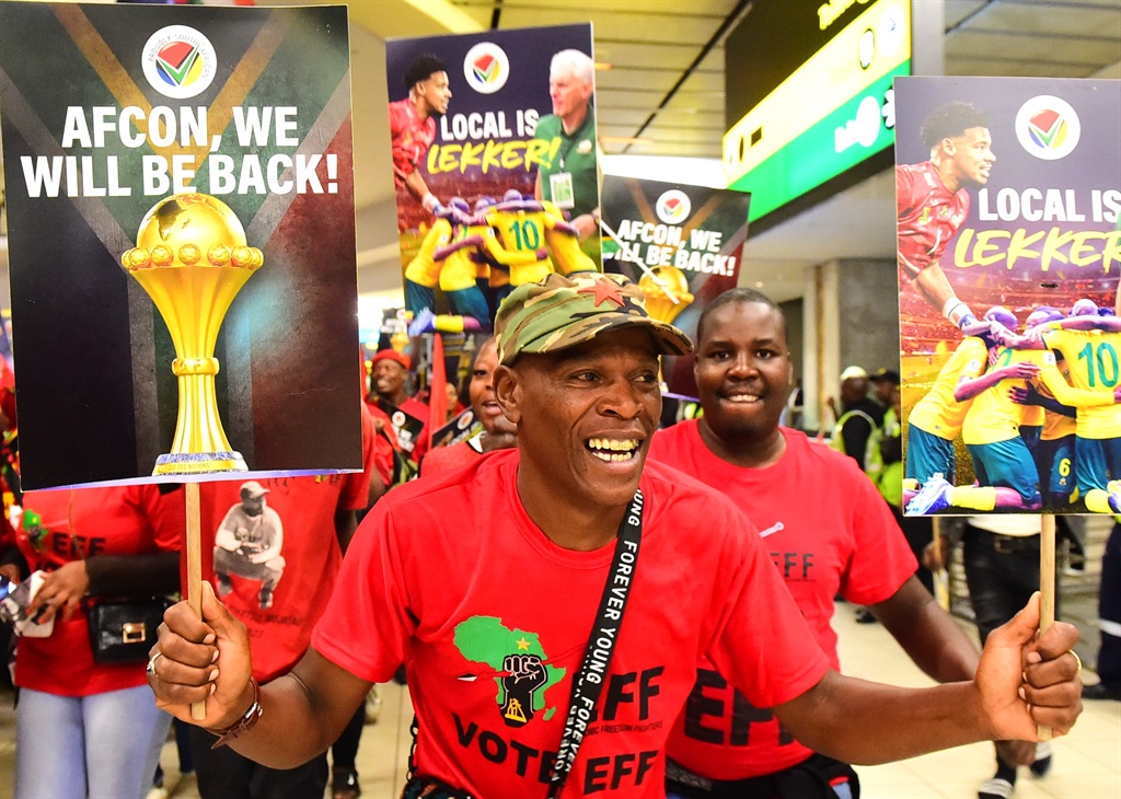 EFF supporters turned up in their thousands at the OR Tambo International Airport who came to give Bafana Bafana a heros' welcome. 