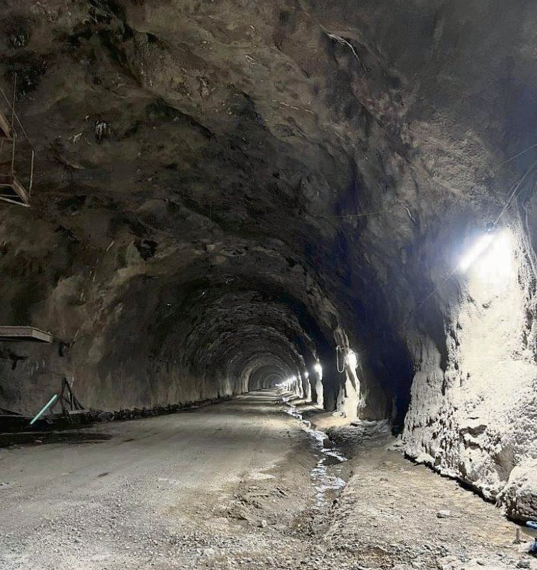 The inside of the North Bore service tunnel to the Huguenot Tunnel in the Du Toits Kloof Mountains of the Western Cape. An engineering feasibility study will determine the viability of establishing the Paarl Africa Underground Laboratory just off this tunnel as part of the South African National Roads Agency’s (Sanral) plans to upgrade the North Bore tunnel to lower traffic volumes in the existing South Bore tunnel. Photo: Richard Newman