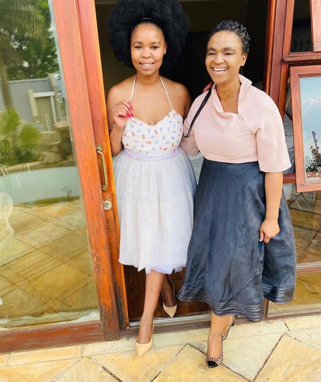 Singer and songwriter Zahara with her sister Nomonde