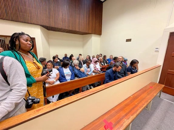 <p>The
courtroom is packed as the media and residents wait for proceedings to start. </p><p><em>(Photo
by Chelsea Ogilvie/News24)</em></p>