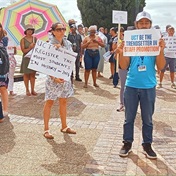 'They want to give us half a teaspoon': Striking UCT staff demand 7.5% salary increase and bonuses