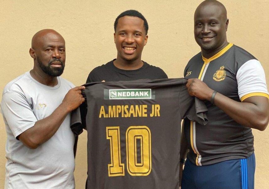 Andile Mpisane unveiled as Royal AM latest signing.
