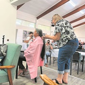 84-year-old cuts, donates hair to CANSA