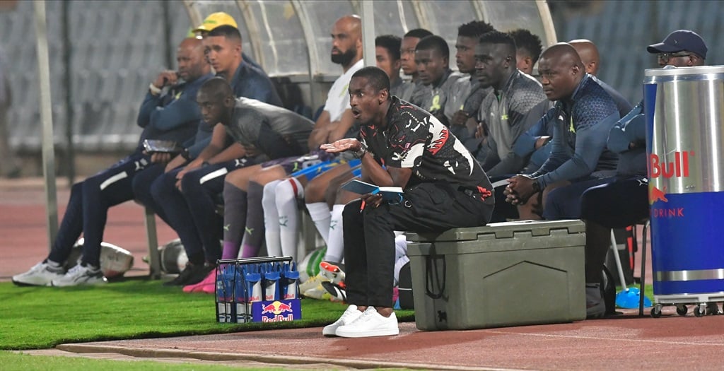 JOHANNESBURG, SOUTH AFRICA - FEBRUARY 20:  Rhulani Mokwena (coach) of Mamelodi Sundowns during the Nedbank Cup, Last 32 match between NB La Masia and Mamelodi Sundowns at Dobsonville Stadium on February 20, 2024 in Johannesburg, South Africa. (Photo by Sydney Seshibedi/Gallo Images)