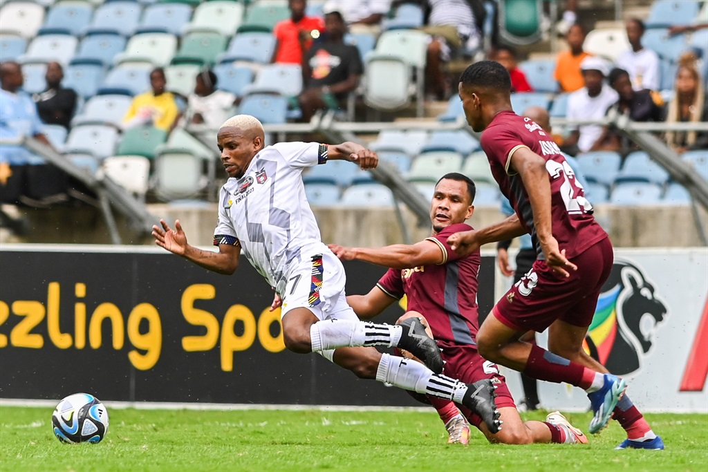 DURBAN, SOUTH AFRICA - DECEMBER 16: Lehlohonolo Mojela of TS Galaxy FC during the Carling Knockout, Final match between Stellenbosch FC and TS Galaxy at Moses Mabhida Stadium on December 16, 2023 in Durban, South Africa. (Photo by Darren Stewart/Gallo Images)