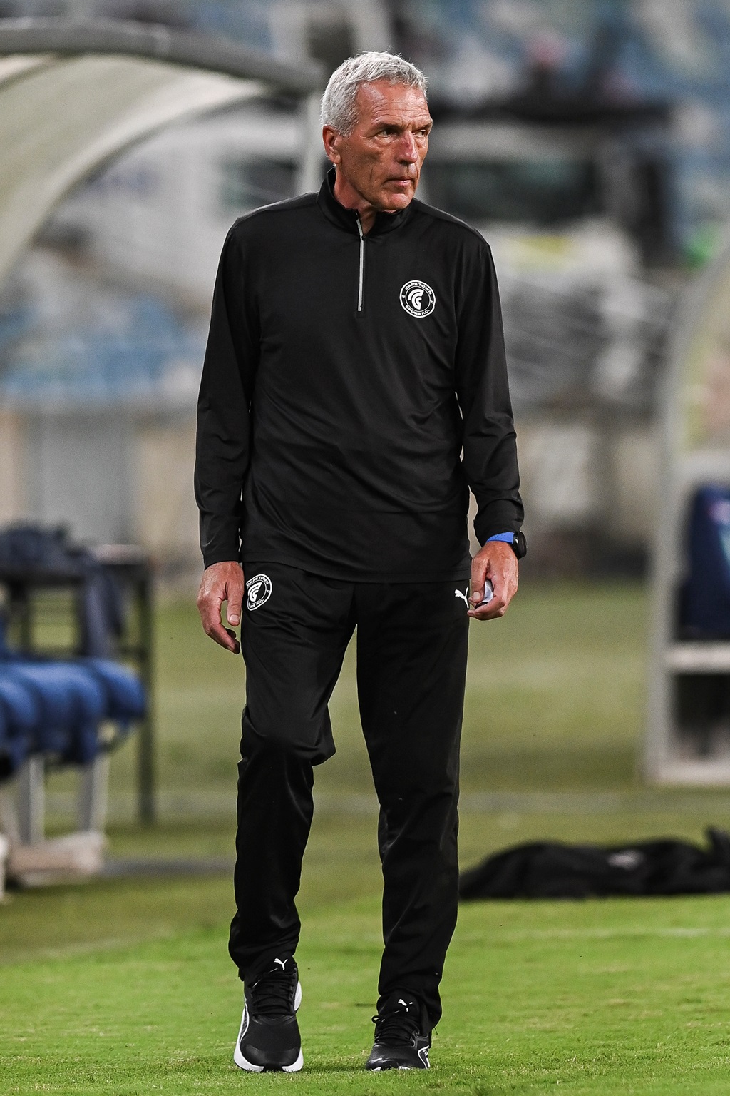 DURBAN, SOUTH AFRICA - DECEMBER 22:  Ernst Middendorp, Head Coach of Cape Town Spurs during the DStv Premiership match between AmaZulu FC and Cape Town Spurs at Moses Mabhida Stadium on December 22, 2023 in Durban, South Africa. (Photo by Darren Stewart/Gallo Images)
