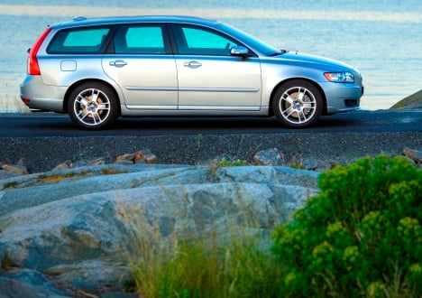 Volvo’s V50 estate now has DCT shift quality in 2.0D trim. 