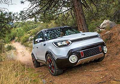 <b>MEET THE KIA TRAIL'STER:</b> Others are seeing it in the metal at the 2015 Chicago auto show, a 4x4 hybrid "for the great America outdoors'. Huh! Africa says: 'Bring it on, Kia!" <i>Image: Kia Motors</i>