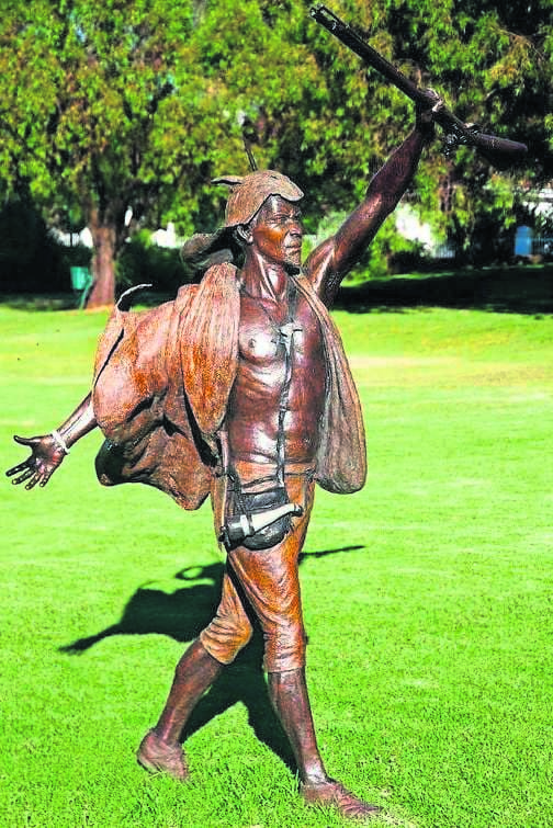 ’n Bronsbeeld van hoofman Dawid Stuurman wat deel vorm van die Long Walk to Freedom Nasionale Erfenismonument. Foto: FACEBOOK