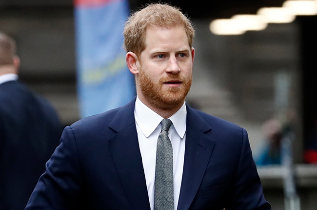 prince-harry-arrives-in-the-uk-without-meghan-markle-ahead-of-prince-philip-s-funeral-channel