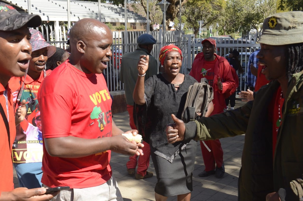 The EFF members picketing outside the Atteridgeville Magistrates Court on Monday. Photo by Raymond Morare