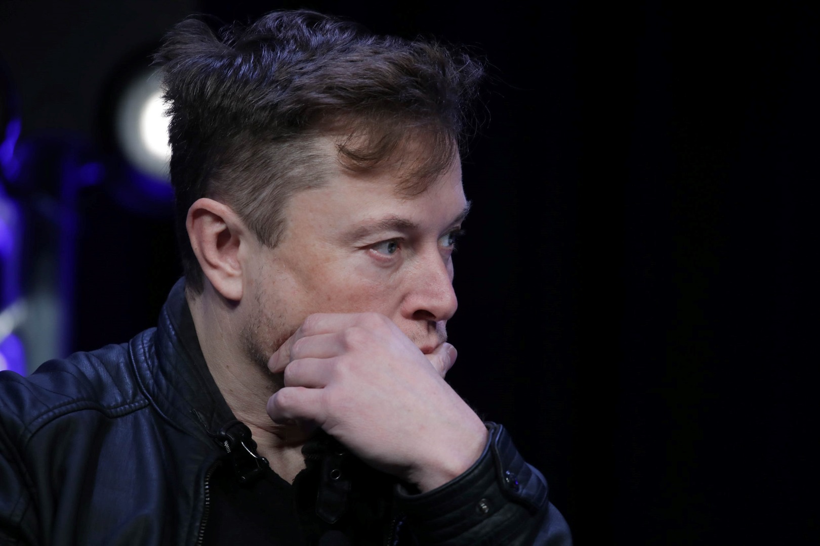 Elon Musk's Net Worth Plummets By $25 Billion After A Tumultuous Week ...