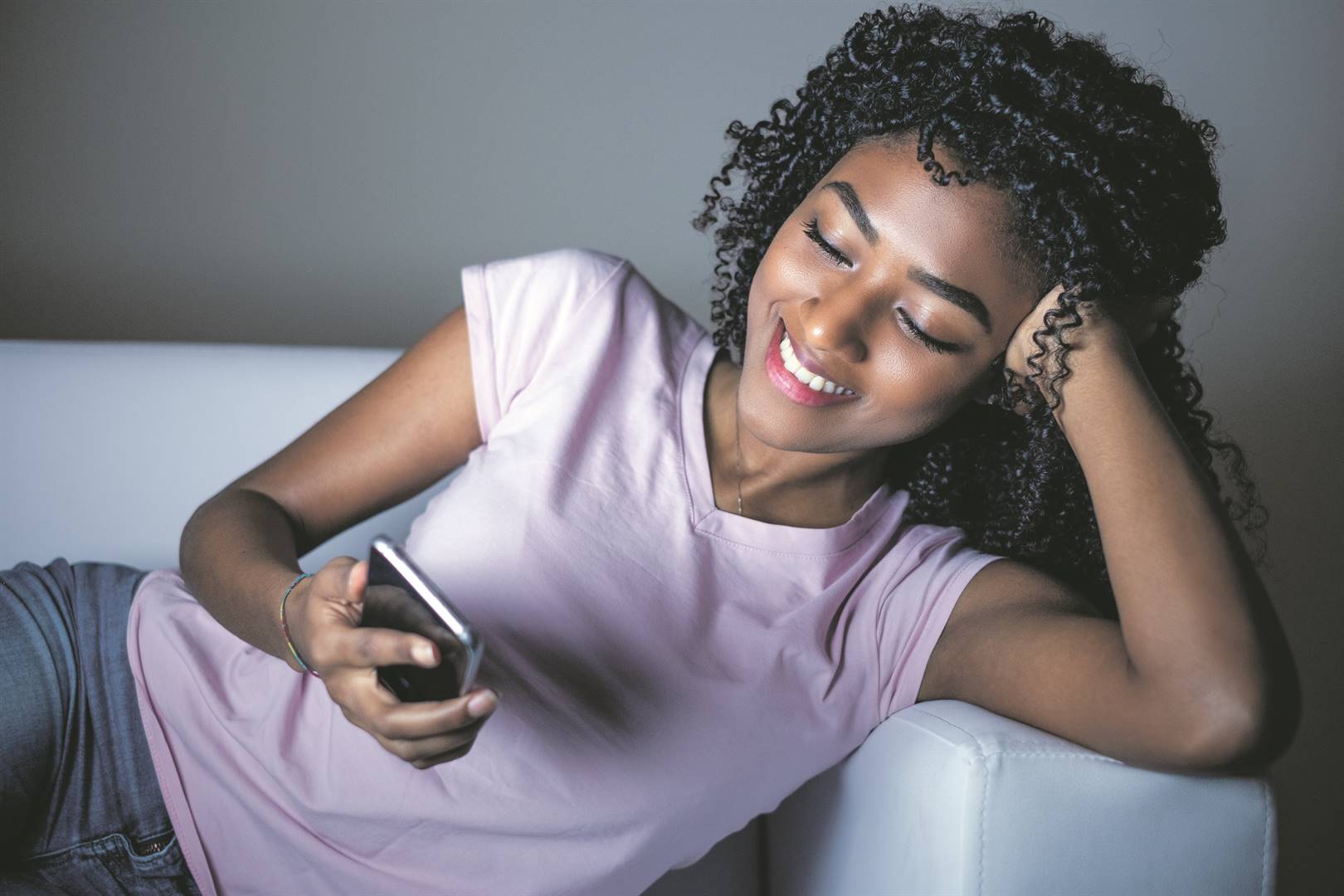 Umjolo hosts share some tips on how one can be safe while exploring online dating.