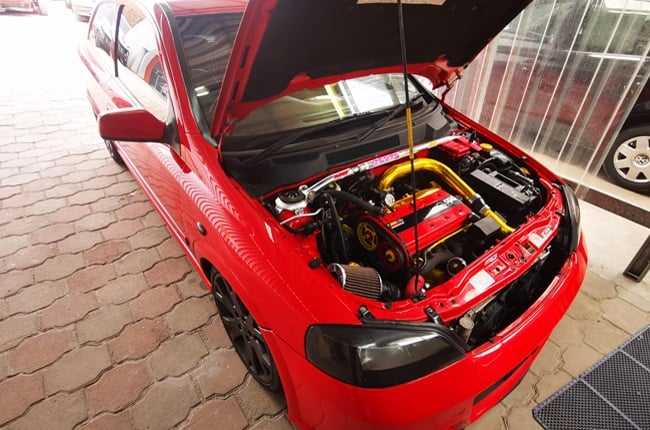 A Wheels24 reader Tiaan Koekemoer's Opel Astra OPC with modded engine.