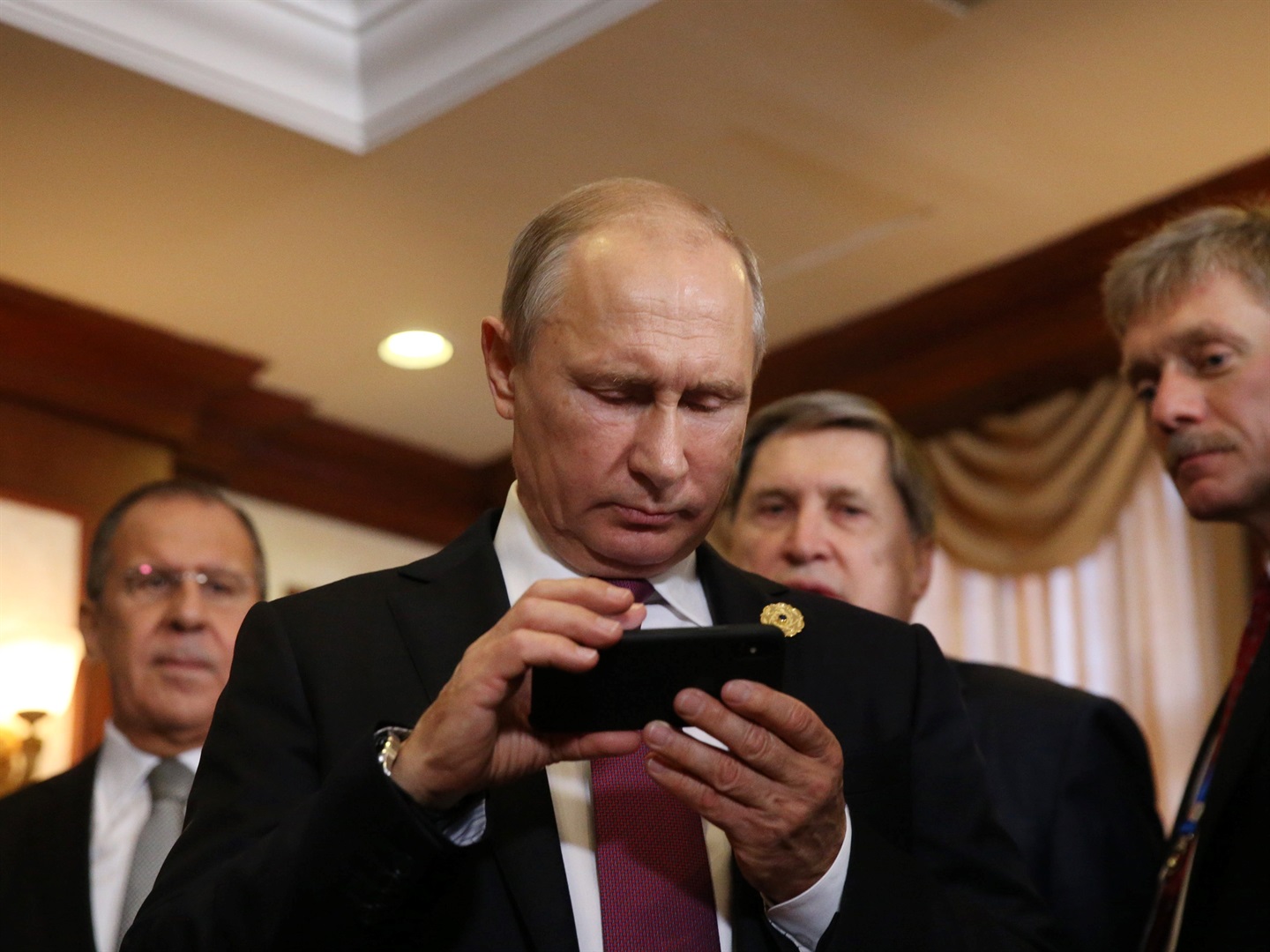 Putin haberleri okuyor mu? Bir uzman, medya diyetinin 'çok fazla şey içeriyorsa' şaşıracağını söylüyor