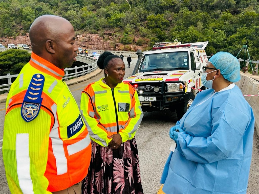 News24 | Limpopo horror crash: Of the 34 bodies recovered so far, only 9 identifiable - authorities