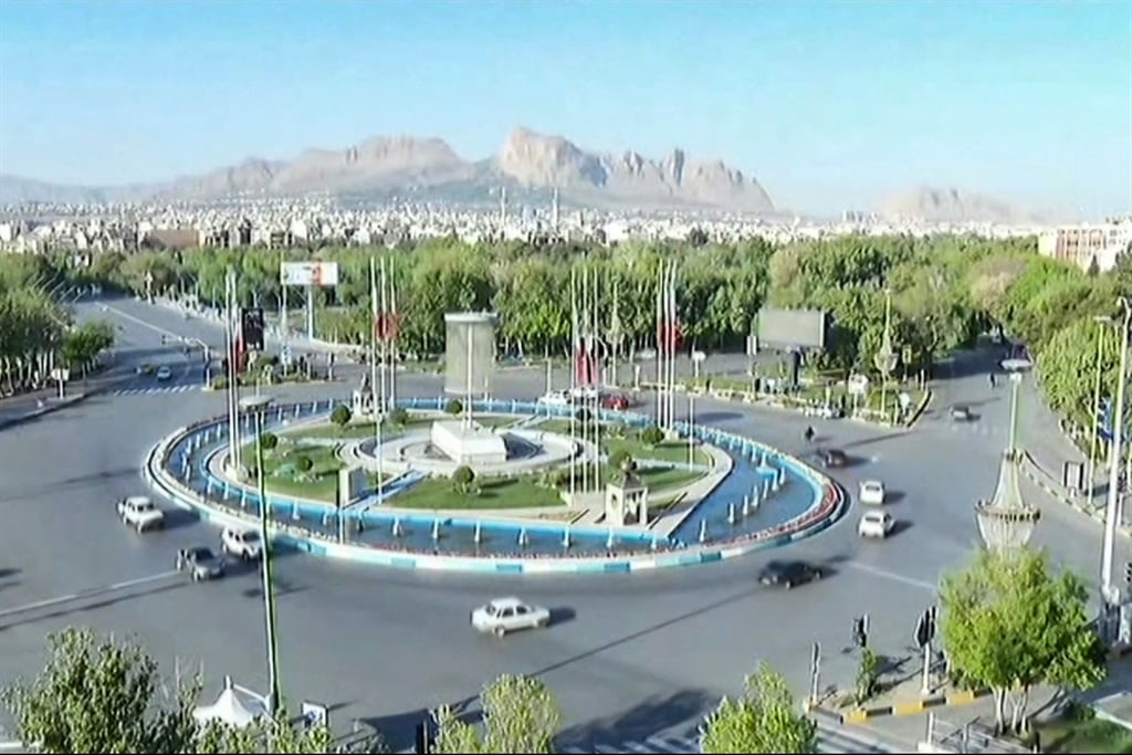 A handout image grab made available by the Iranian state TV, the Islamic Republic of Iran Broadcasting (IRIB), shows what the TV said was a live picture of the city of Isfahan early on 19 April 2024, following reports of explosions heard in the province in central Iran. Iran's state media reported explosions in the northwest of the central province of Isfahan on 19 April, as US media quoted officials saying Israel had carried out retaliatory strikes on its arch-rival. (IRANIAN STATE TV (IRIB) / AFP)