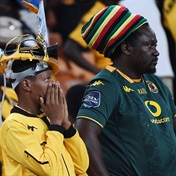 Things get ugly for fed up Kaizer Chiefs supporters