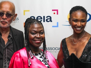 Death of a Whistleblower director Ian Gabriel with stars S'thandiwe Kgoroge and Noxolo Dlamini. The movie premiered at the Theatre on the Square in Sandton on 28 February