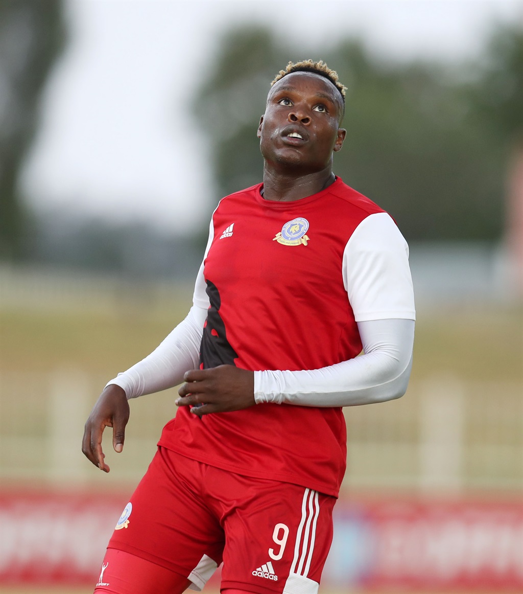 Rhulani Manzini was released from his contract by Tshakhuma FC on Wednesday.