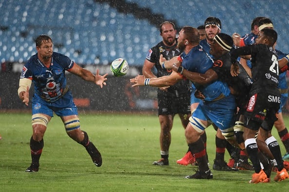 Die Bulle en die Haaie gaan binnekort die pas aangee in SA rugby, meen kenners. Foto: Getty Images