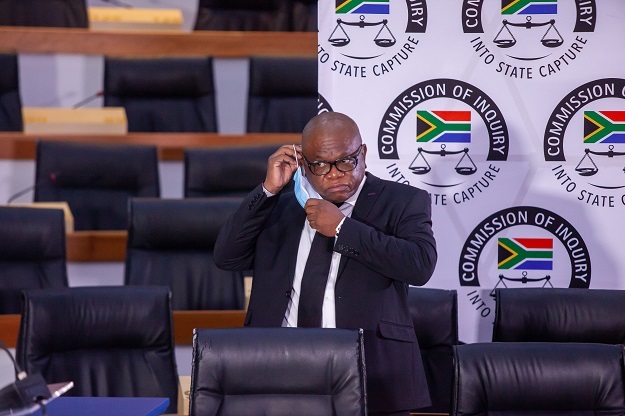 Geoffrey Makhubo testifies at the Zondo Commission.
