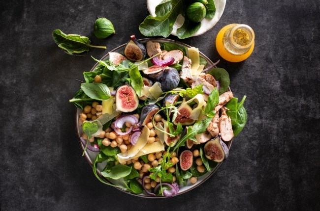 Fig salad with citrus salad dressing. (PHOTO: ER Lombard)