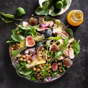Fig salad with citrus salad dressing