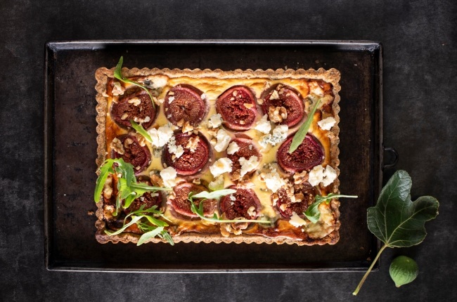 Baked savoury tart with blue cheese and figs. (PHOTO: ER Lombard)