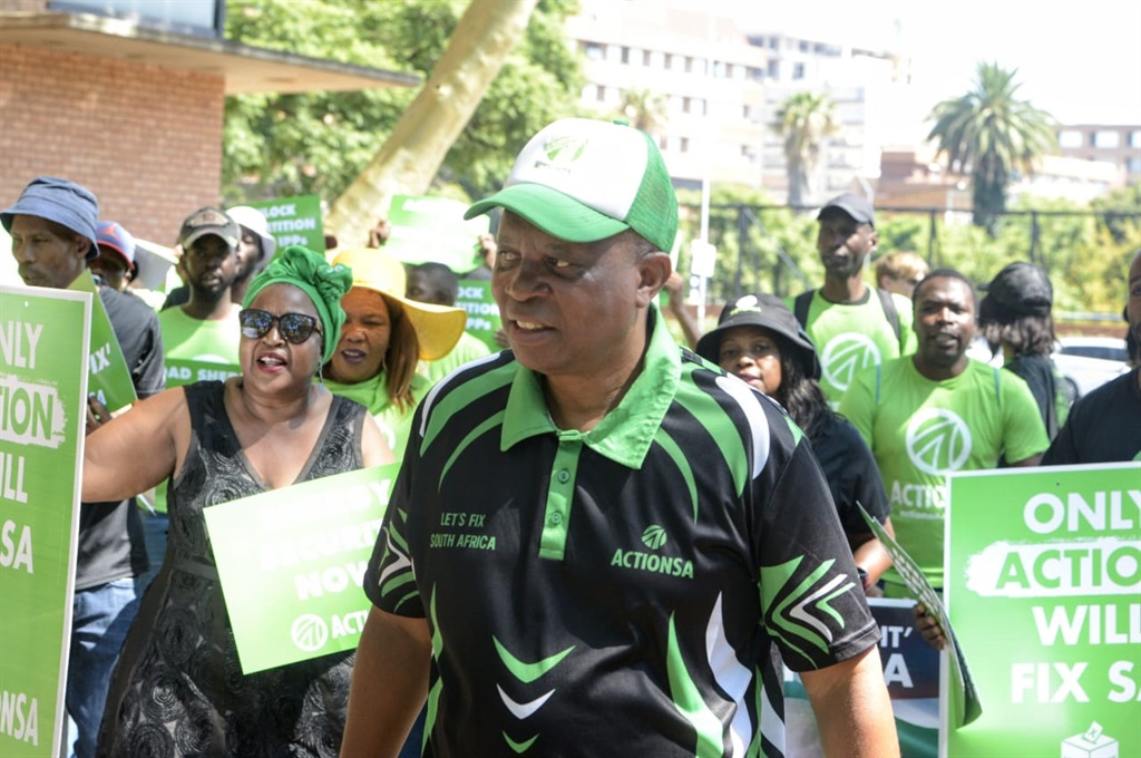 ActionSA president Herman Mashaba and party members picketed outside the Department of Mineral Resources and Energy in Sunnyside, Tshwane on Wednesday, 6 March. Photo by Raymond Morare 
