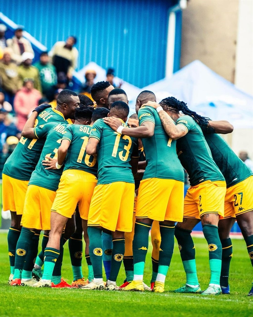 The Khosi Nation in East London let their feelings be known to the Kaizer Chiefs players after their crushing defeat to Chippa United.