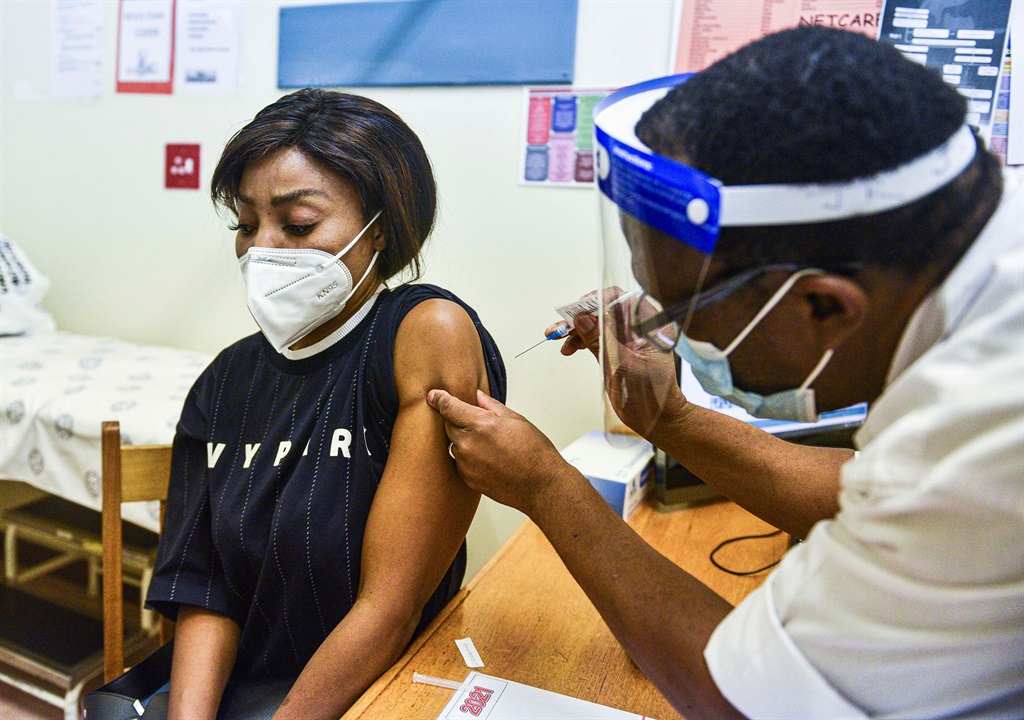 A recipient receives the Covid-19 vaccine at Universitas Academic Hospital in Bloemfontein. (Photo by Gallo Images/Volksblad/Mlungisi Louw)
