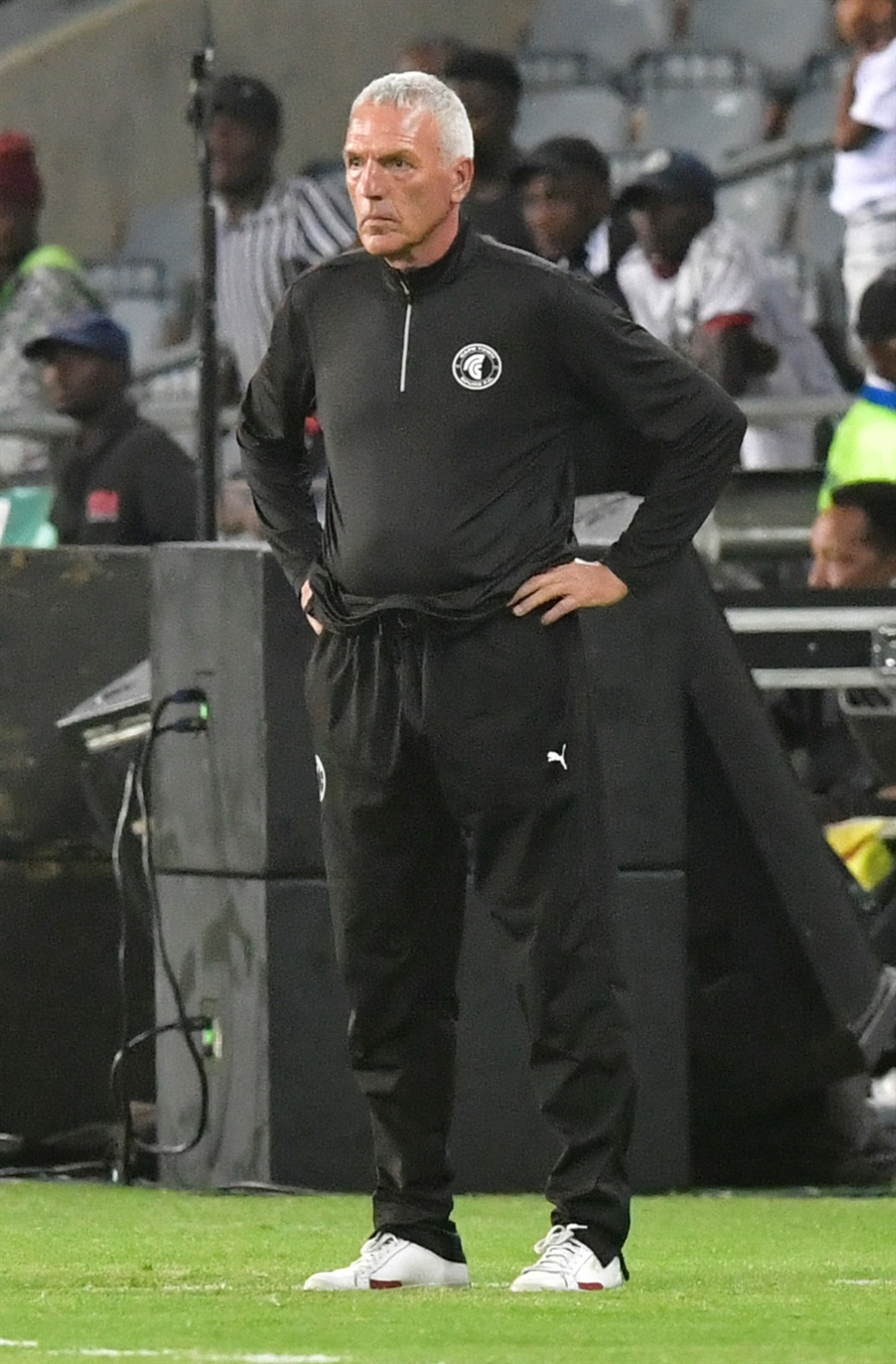 JOHANNESBURG, SOUTH AFRICA - MARCH 06:  Ernst Middendorp (coach) of Cape Town Spurs during the DStv Premiership match between Orlando Pirates and Cape Town Spurs at Orlando Stadium on March 06, 2024 in Johannesburg, South Africa. (Photo by Sydney Seshibedi/Gallo Images)