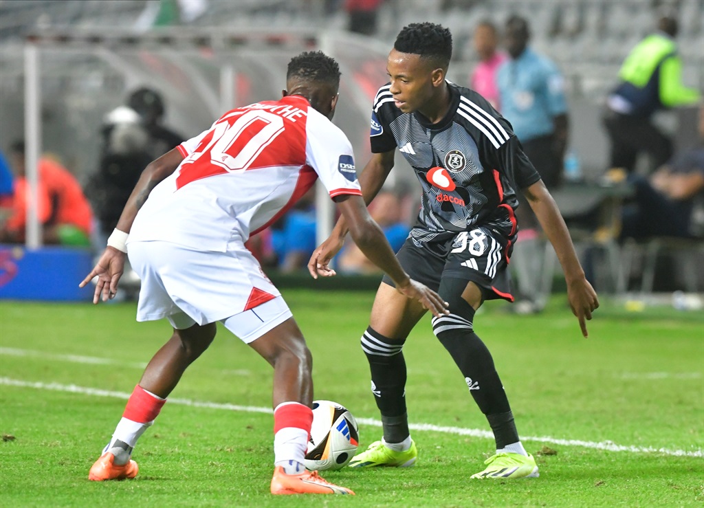 JOHANNESBURG, SOUTH AFRICA - MARCH 06:  Relebogile Mofokeng of Orlando Pirates with the ball during the DStv Premiership match between Orlando Pirates and Cape Town Spurs at Orlando Stadium on March 06, 2024 in Johannesburg, South Africa. (Photo by Sydney Seshibedi/Gallo Images)
