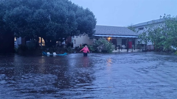 <p><strong>George begins mop-up operations after heavy flooding</strong></p><p>The George Municipality has started mop-up operations following floods in parts of the town as a result of "torrential downpours" on Monday night.</p><p>"The rain has subsided quite considerably; however, the George Disaster Management Services continue to advise members of the public to please drive with extreme caution," the municipality said in a statement.</p><p>The municipality said that parts of the town saw in excess of 100mm of rain in 24 hours and that the Garden Route Dam is overflowing. Flooding has been reported at numerous homes in the municipality, as well as at the Wilderness Civils Depot and Water Treatment Works.</p><p>"Although the rainfall has decreased considerably, the George Disaster Management Services remain on standby to attend to any emergencies. The Municipality continues to monitor weather developments, and the public will be updated via George Municipal Social Media Channels," the municipality said. </p><p><em>– Nicole McCain</em></p><p>(Photo: George Municipality)<br /></p><p><em></em><strong></strong></p>